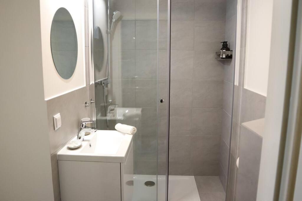 Bloom - Modern One Bedroom Apartment Відень Екстер'єр фото